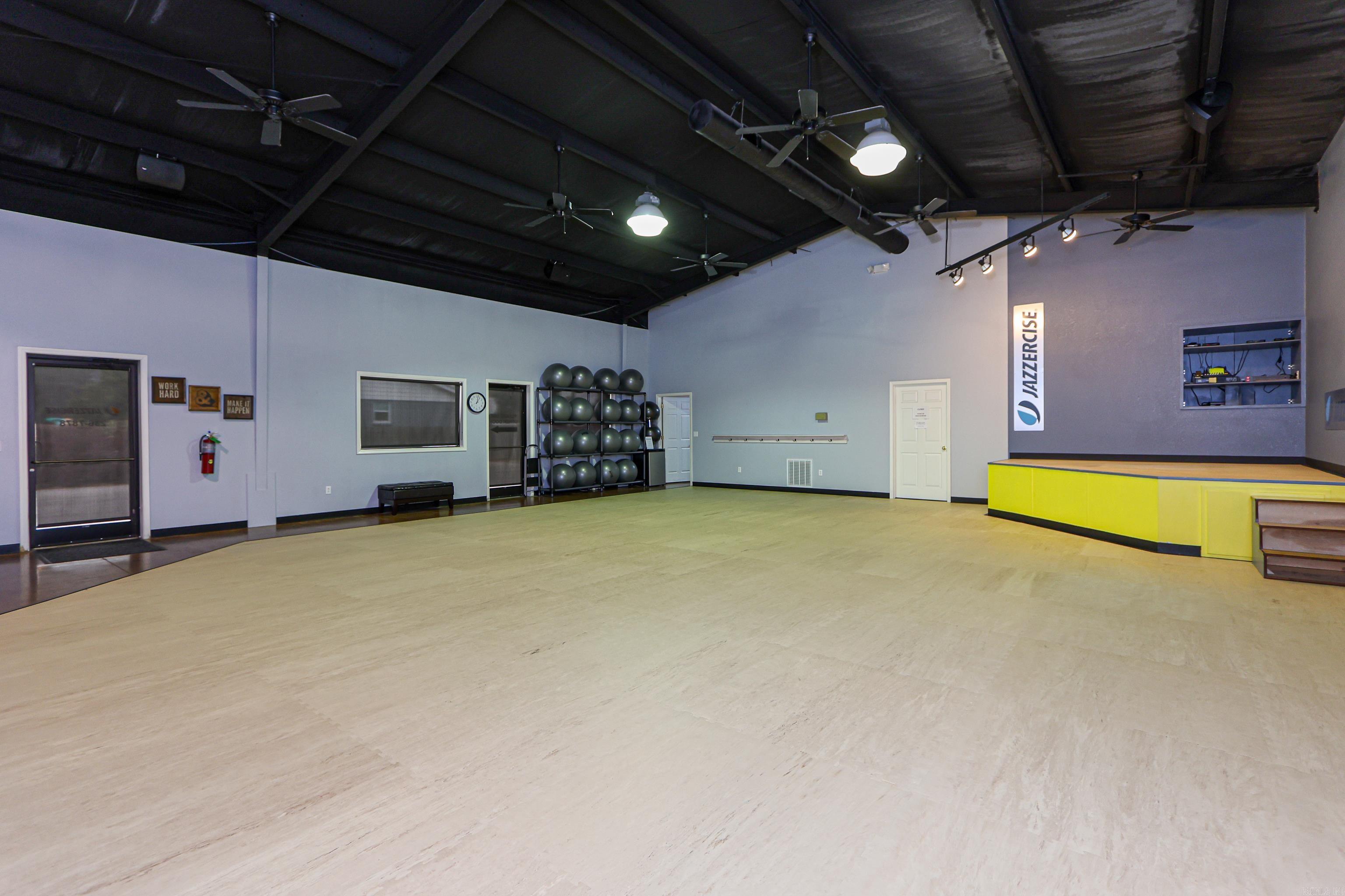 nil - Commercial Sale