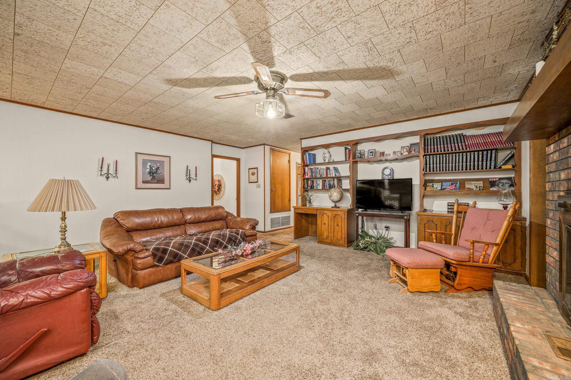 GREENWOOD - Residential