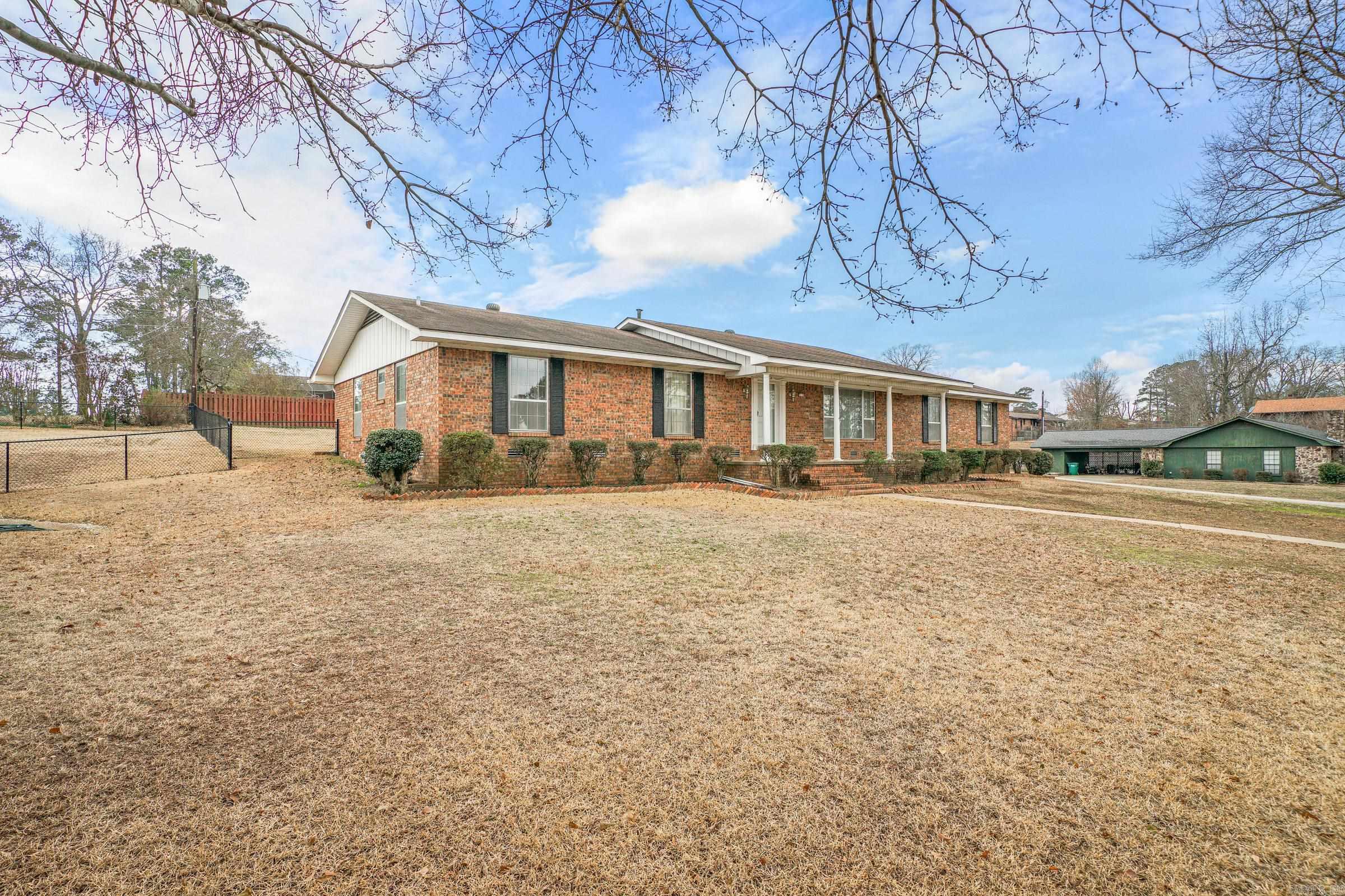 GREENWOOD - Residential