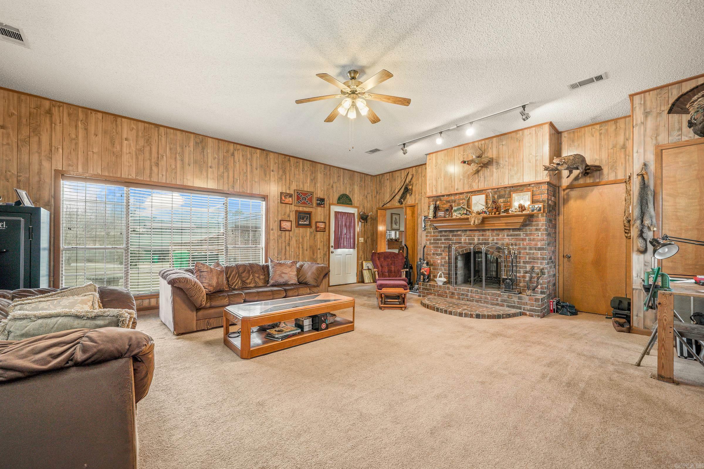 GREENWOOD - Residential