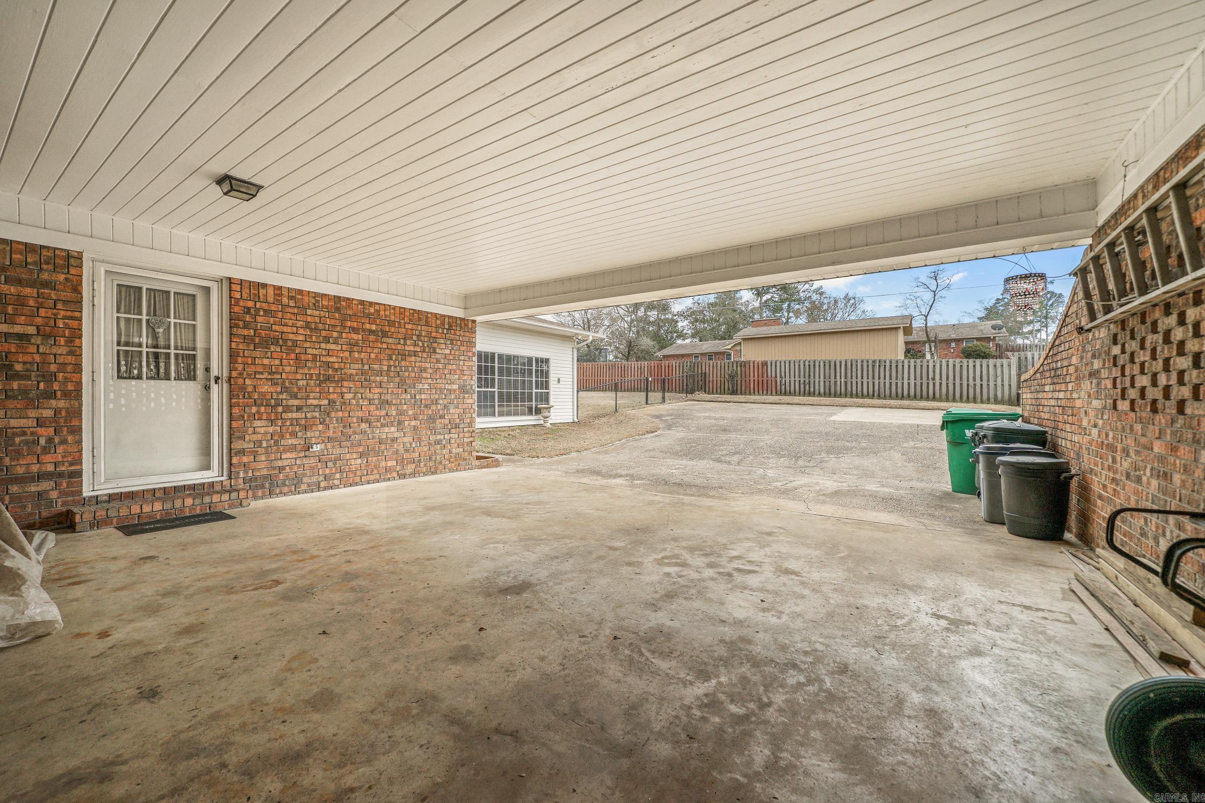 GREENWOOD - Residential
