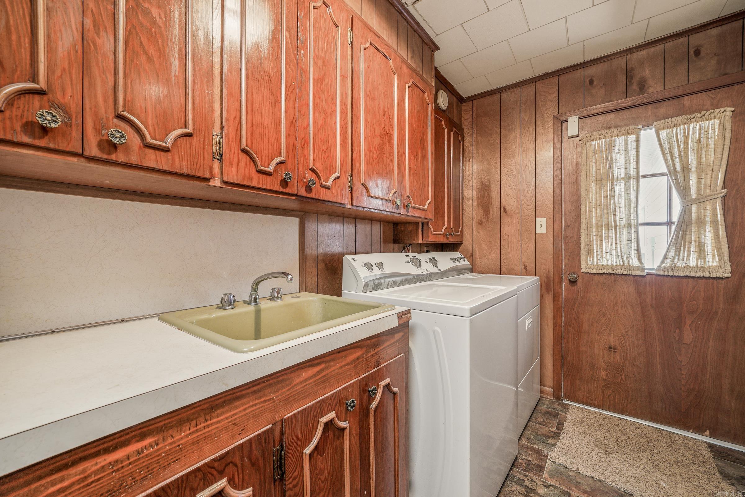 GREENWOOD - Residential