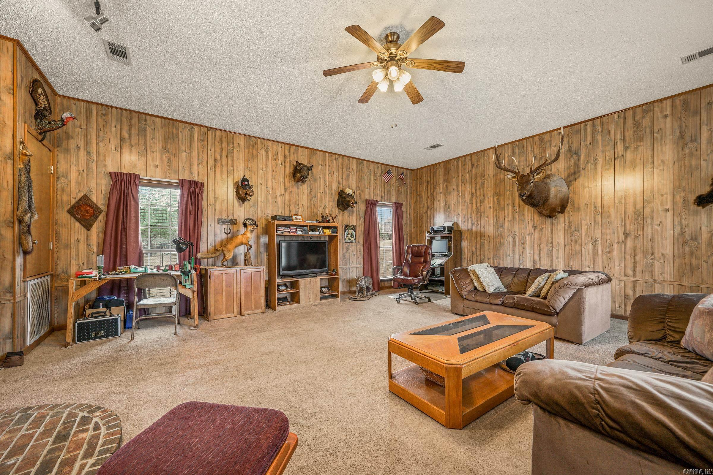 GREENWOOD - Residential