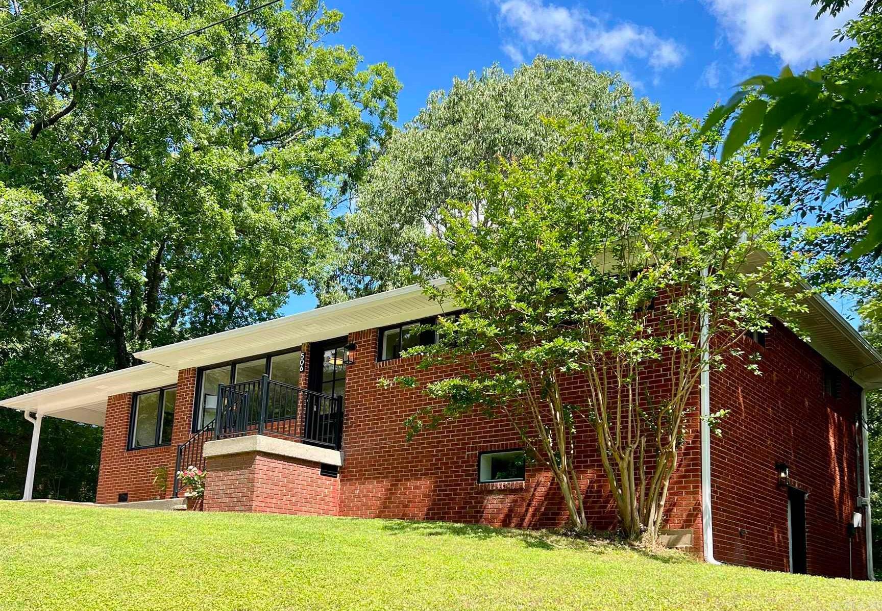 Moore & Case - Residential