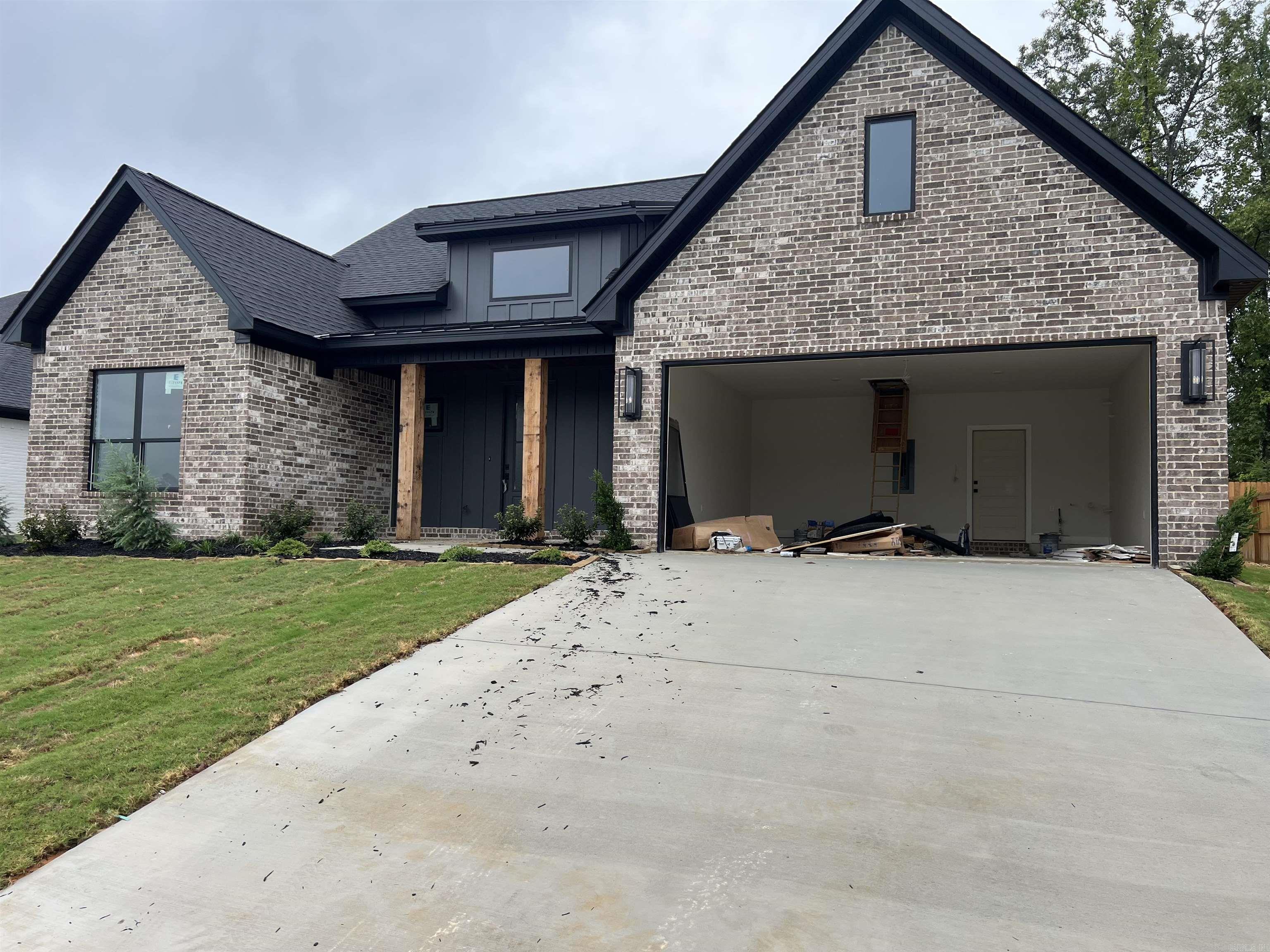 CORAL RIDGE - Residential