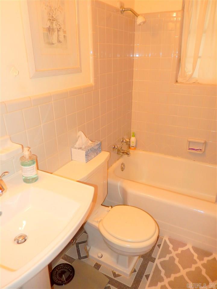 Hamilton & Brack - Residential