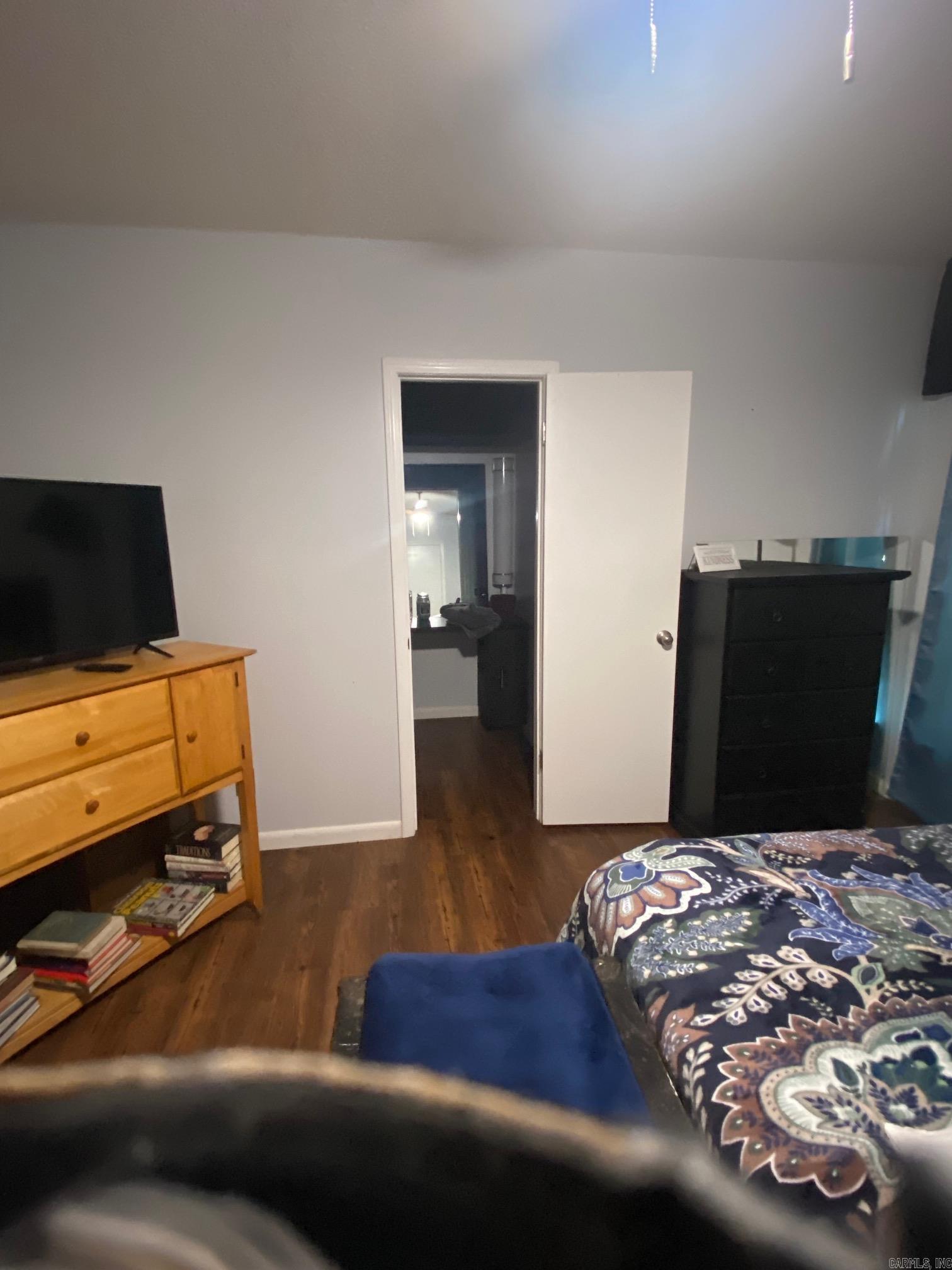 RIVERSIDE PARK - Residential