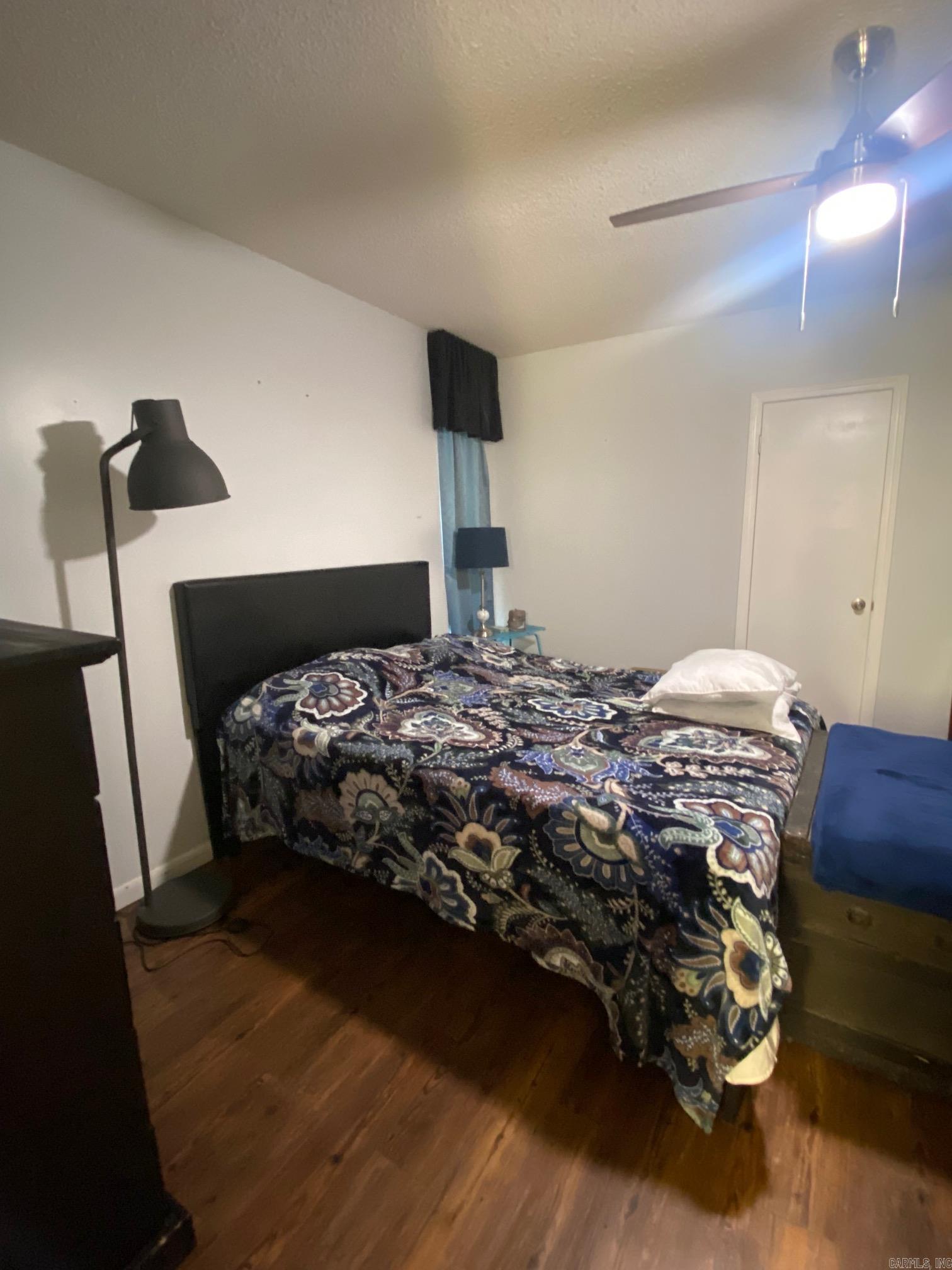 RIVERSIDE PARK - Residential