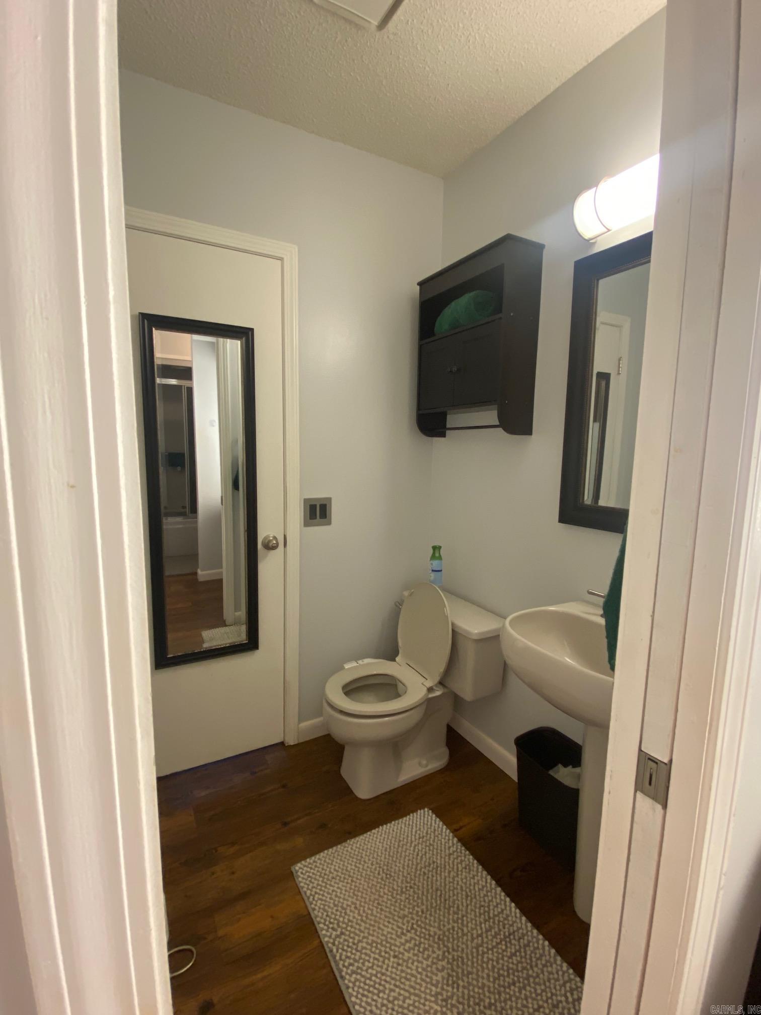 RIVERSIDE PARK - Residential