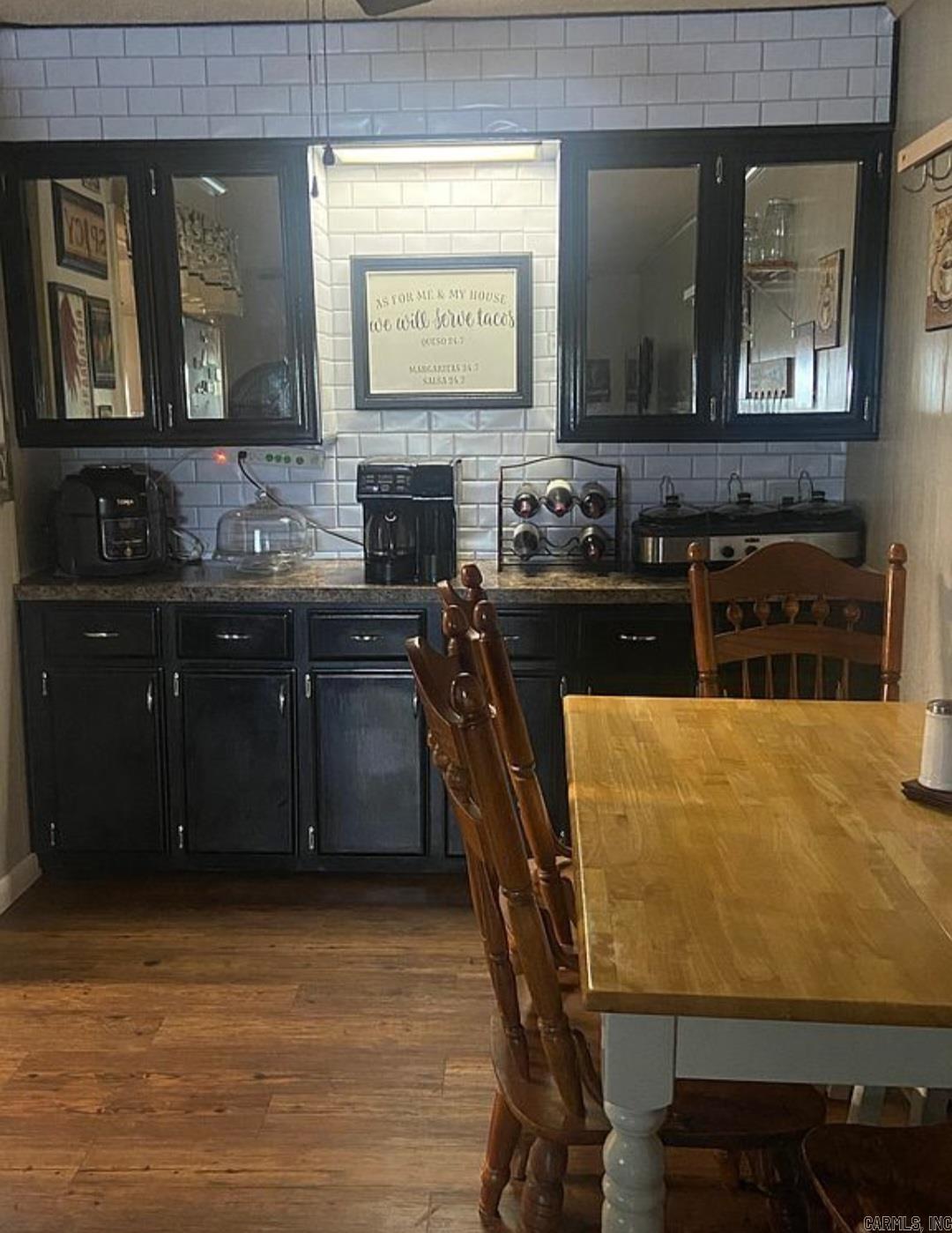 RIVERSIDE PARK - Residential