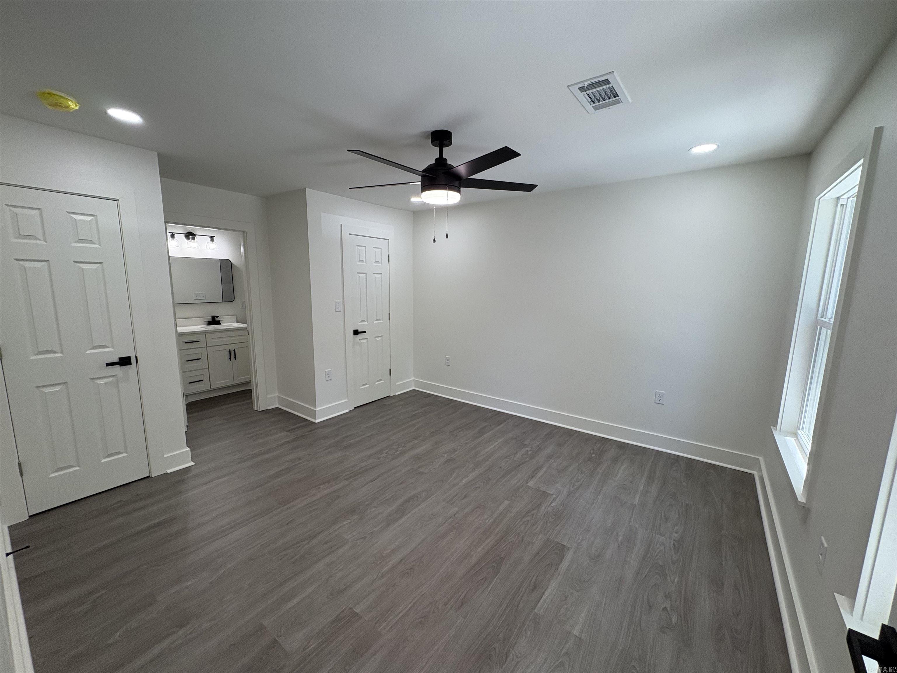 SHANNON HILLS s - Residential