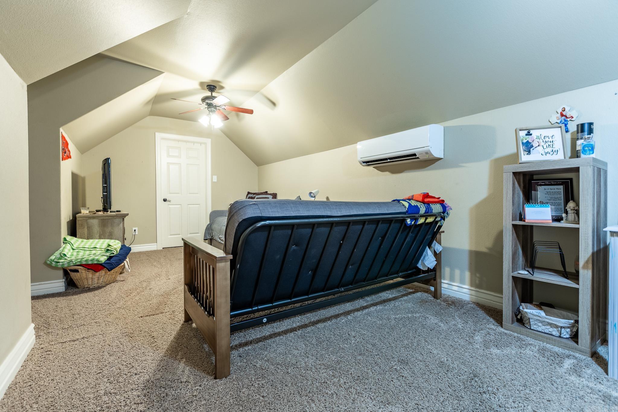 STONE RIDGE AT CYPRESS CREEK - Residential