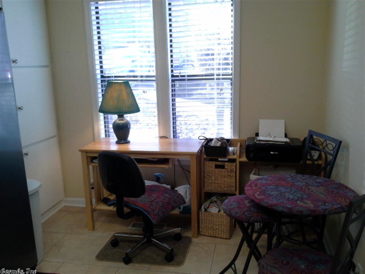 Lacoruna Courts - Residential