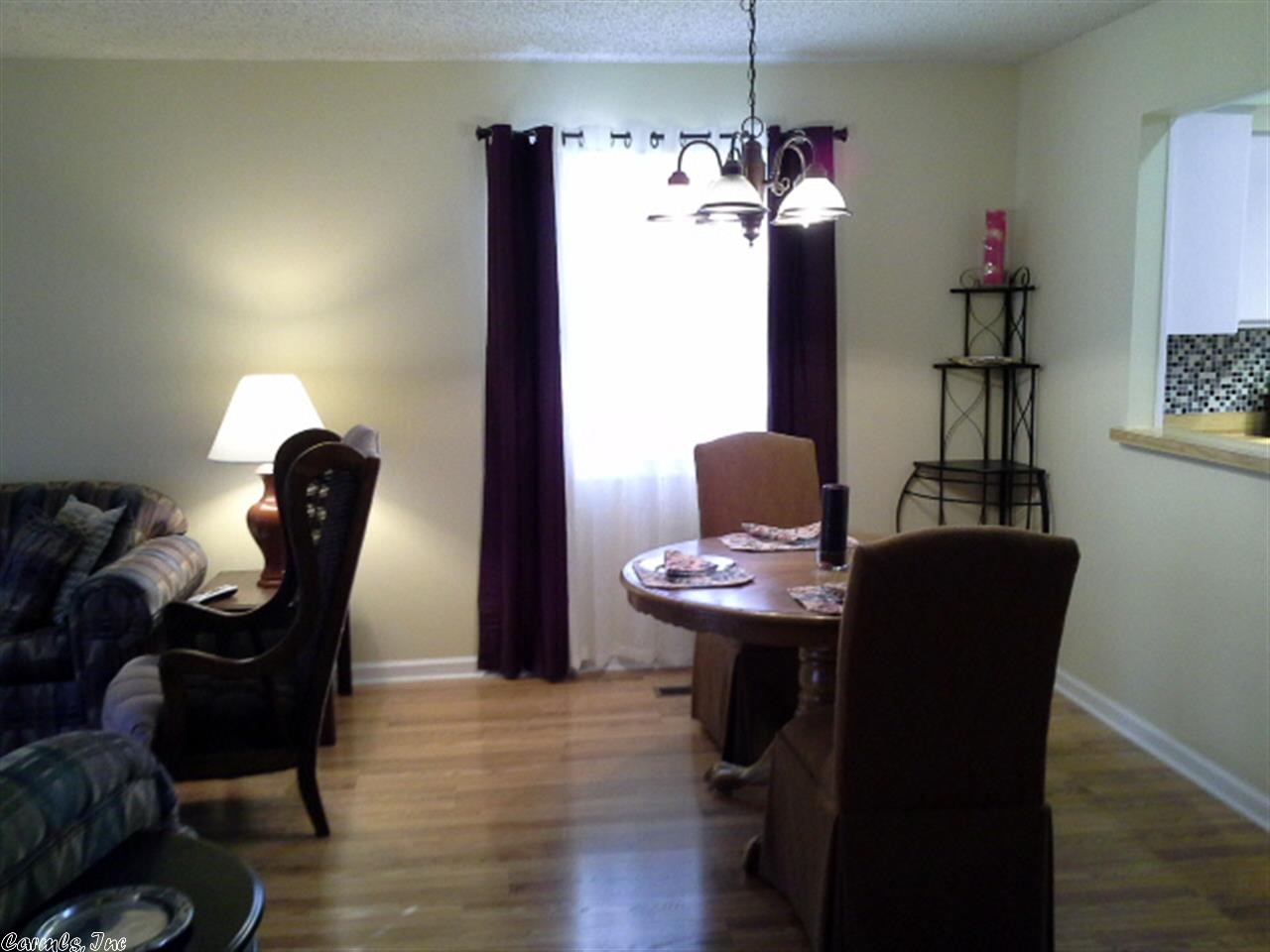 Lacoruna Courts - Residential