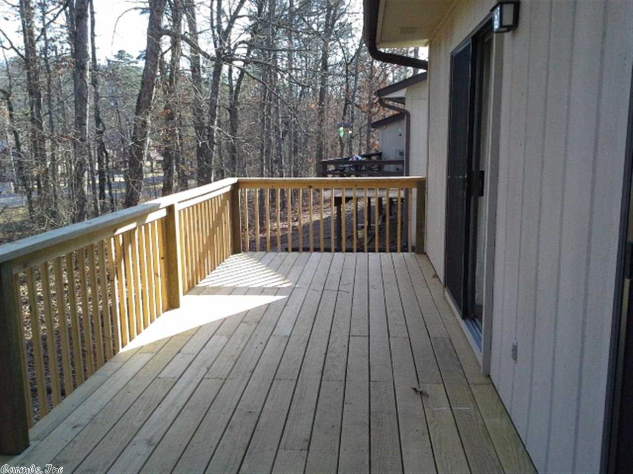 Lacoruna Courts - Residential