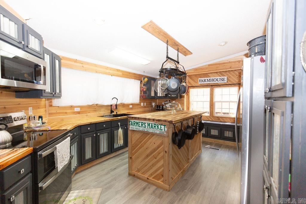 Lusby Acres Estates - Residential