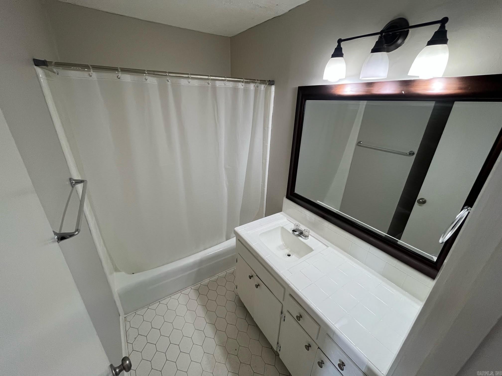 Hillcrest #1 - Residential Lease