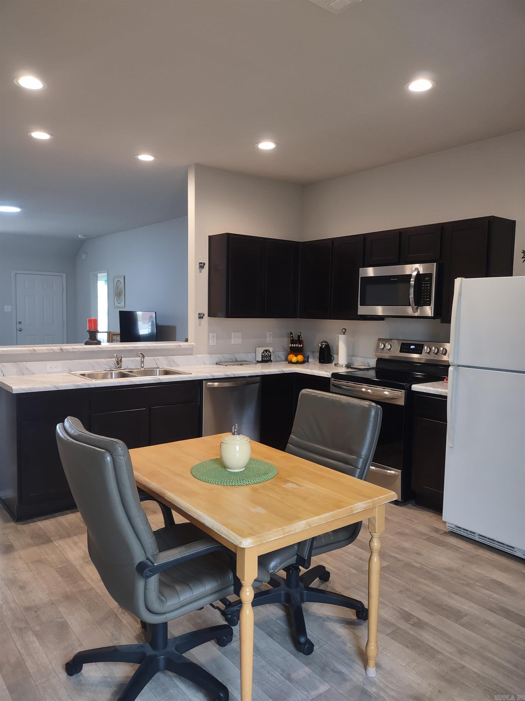 TERRACE MEADOWS - Residential