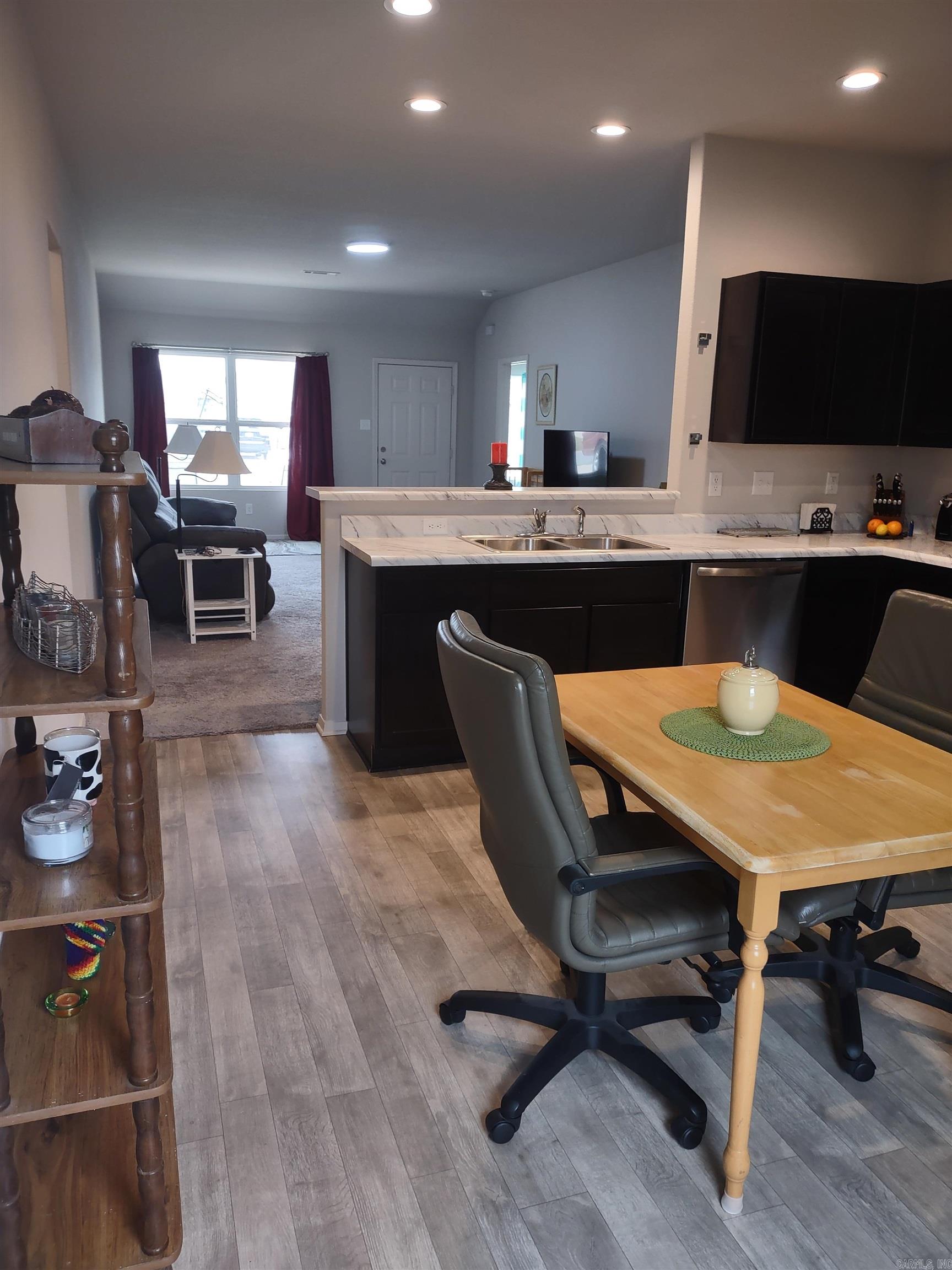 TERRACE MEADOWS - Residential