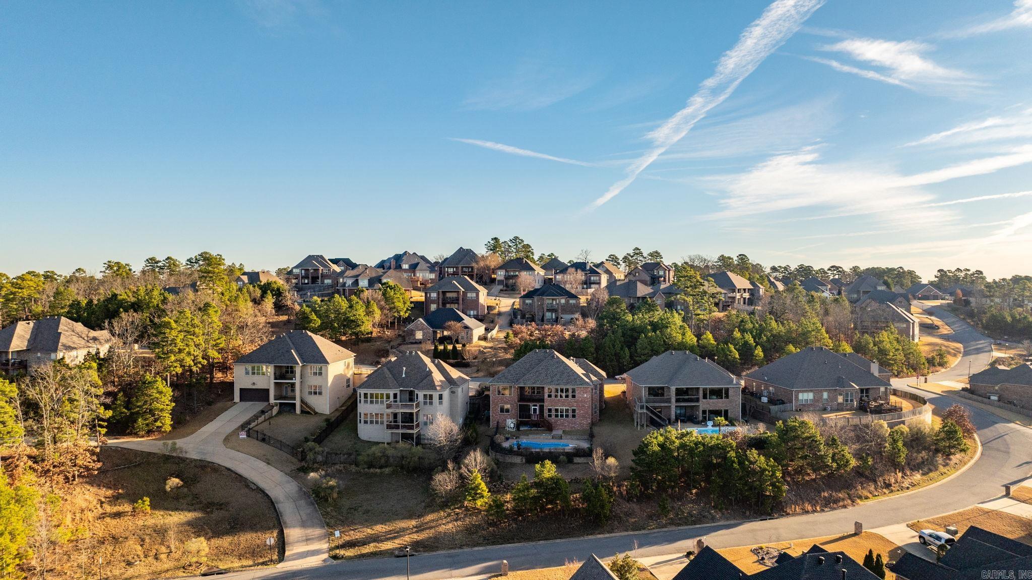 Majesti Pointe - Residential