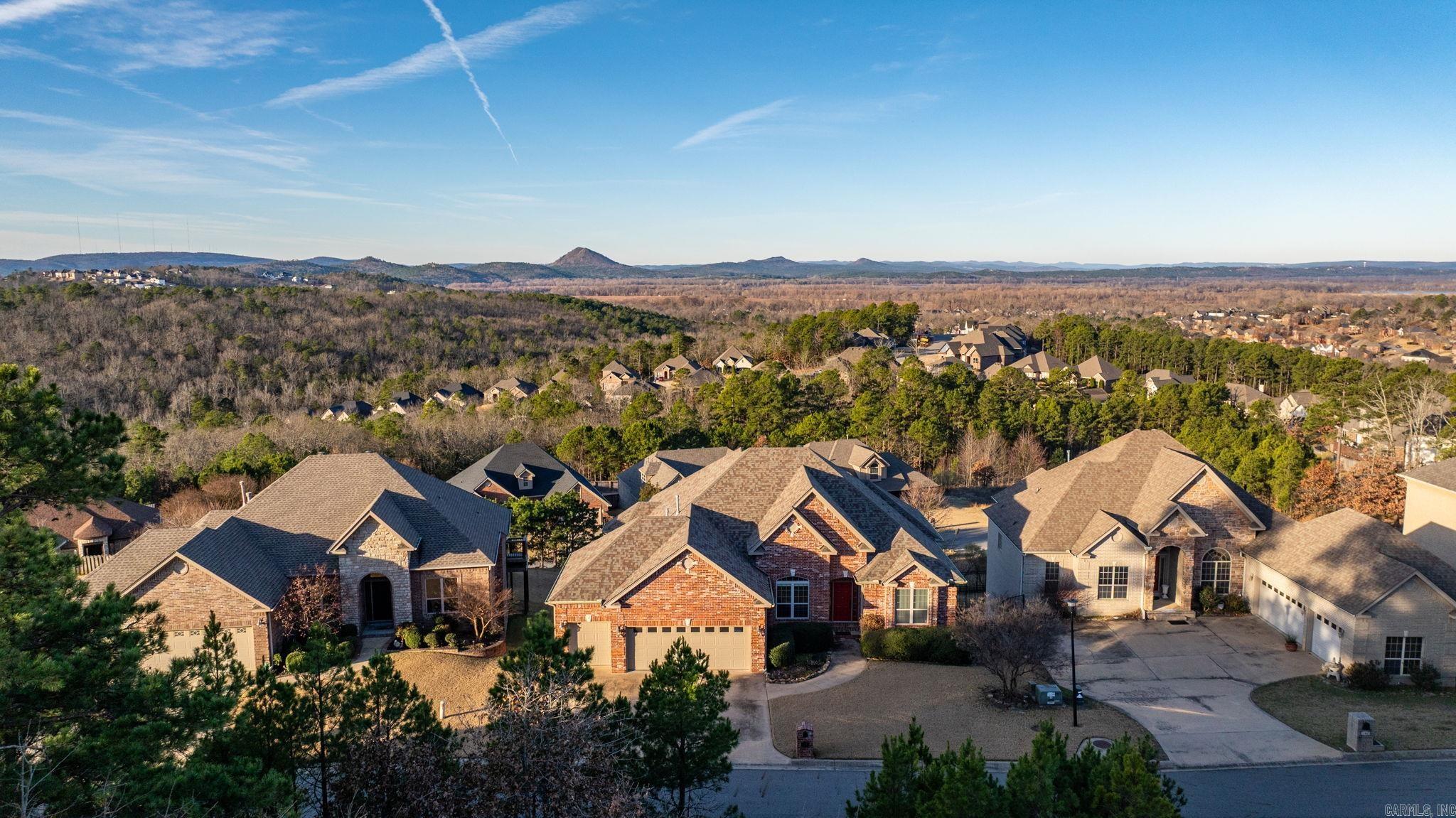 Majesti Pointe - Residential