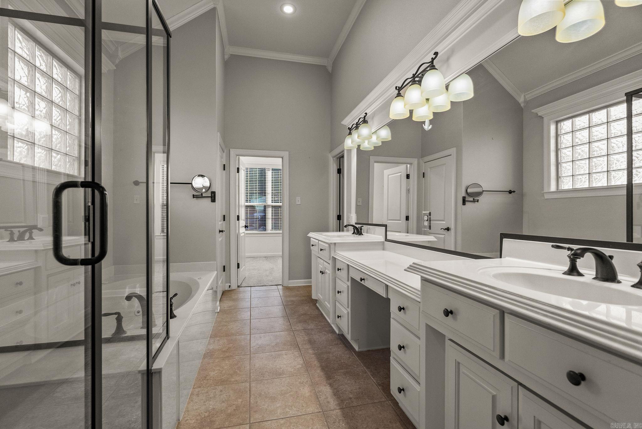 Majesti Pointe - Residential