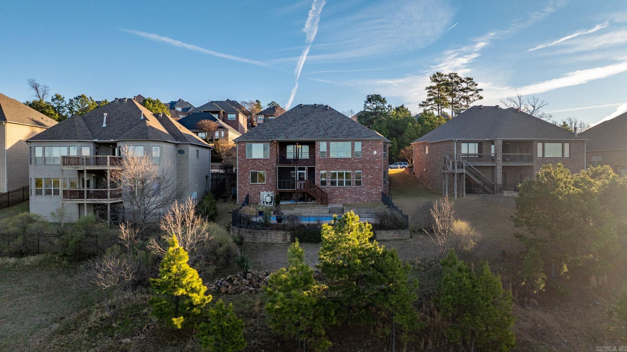 Majesti Pointe - Residential