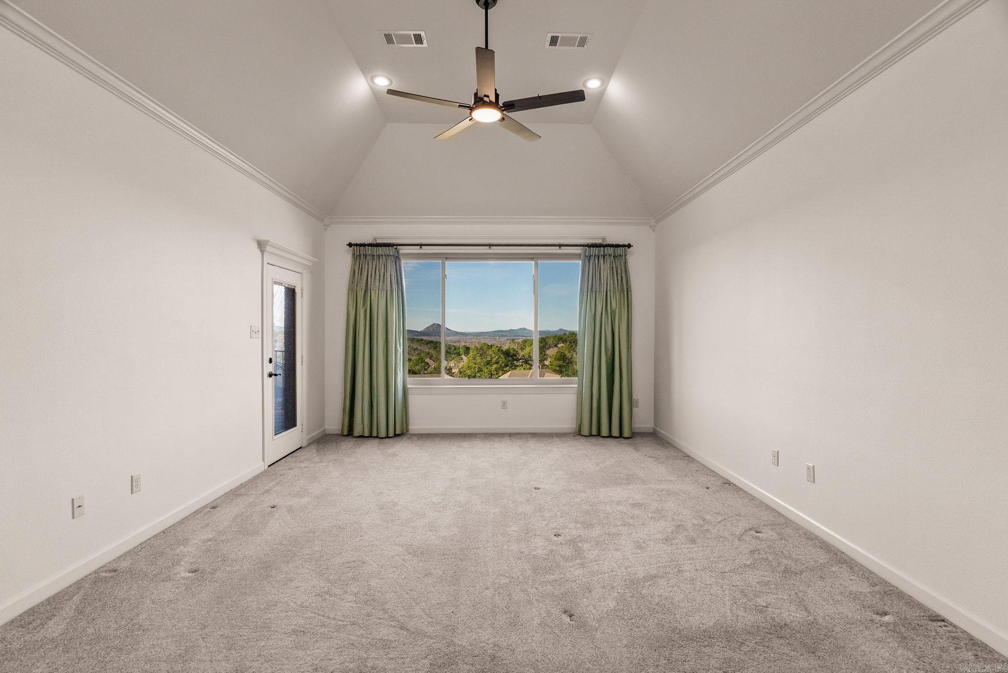 Majesti Pointe - Residential