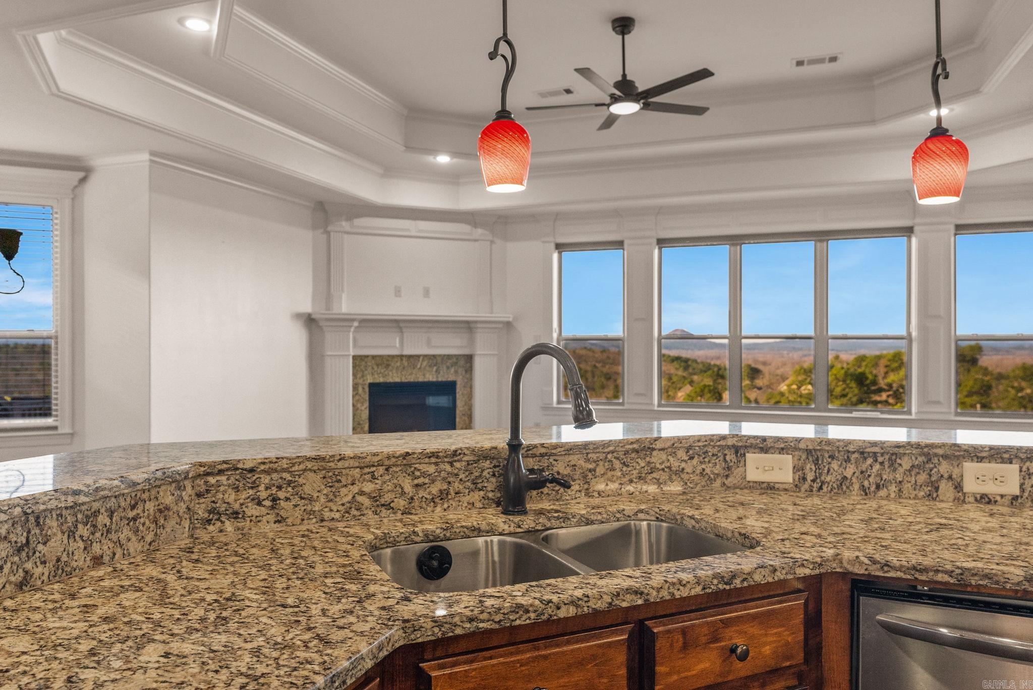 Majesti Pointe - Residential