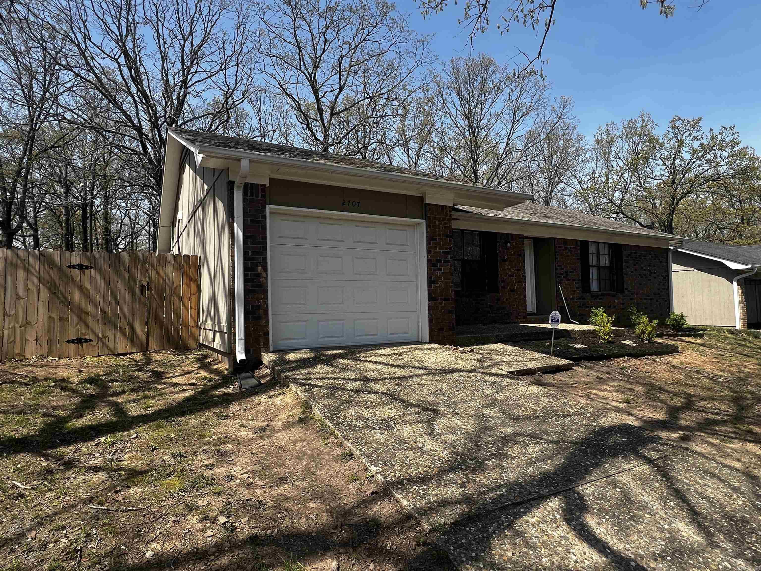 SANDALWOOD - Residential