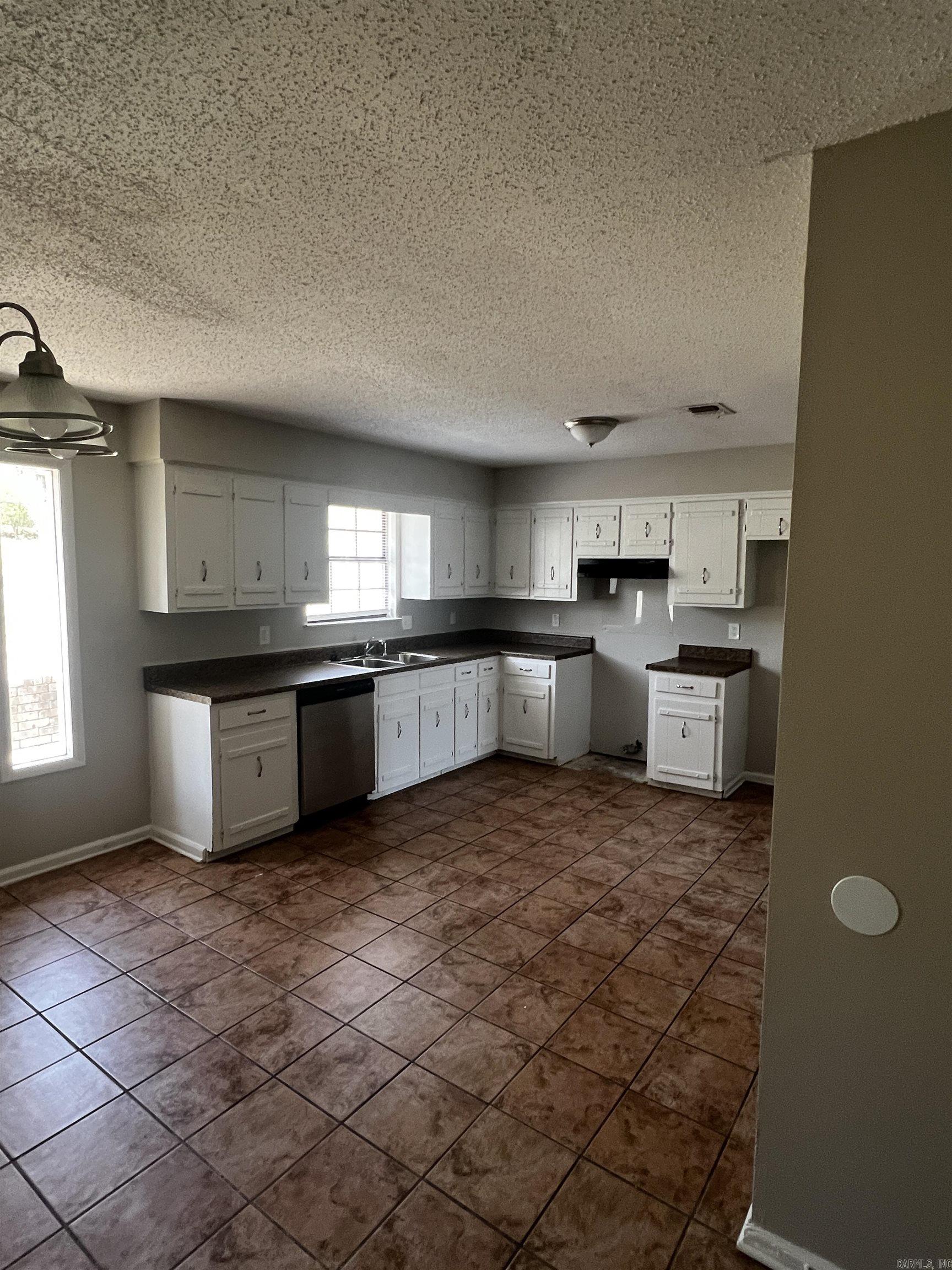 SANDALWOOD - Residential