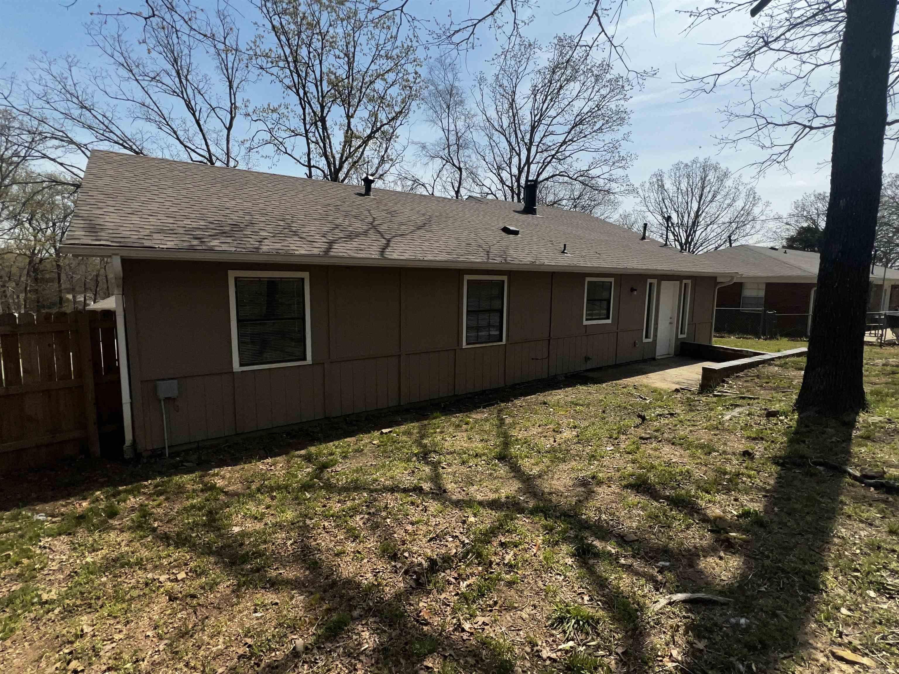 SANDALWOOD - Residential