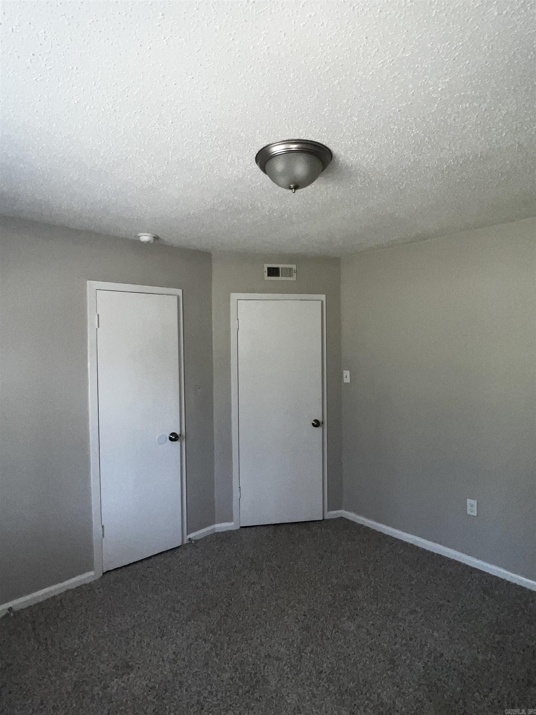 SANDALWOOD - Residential