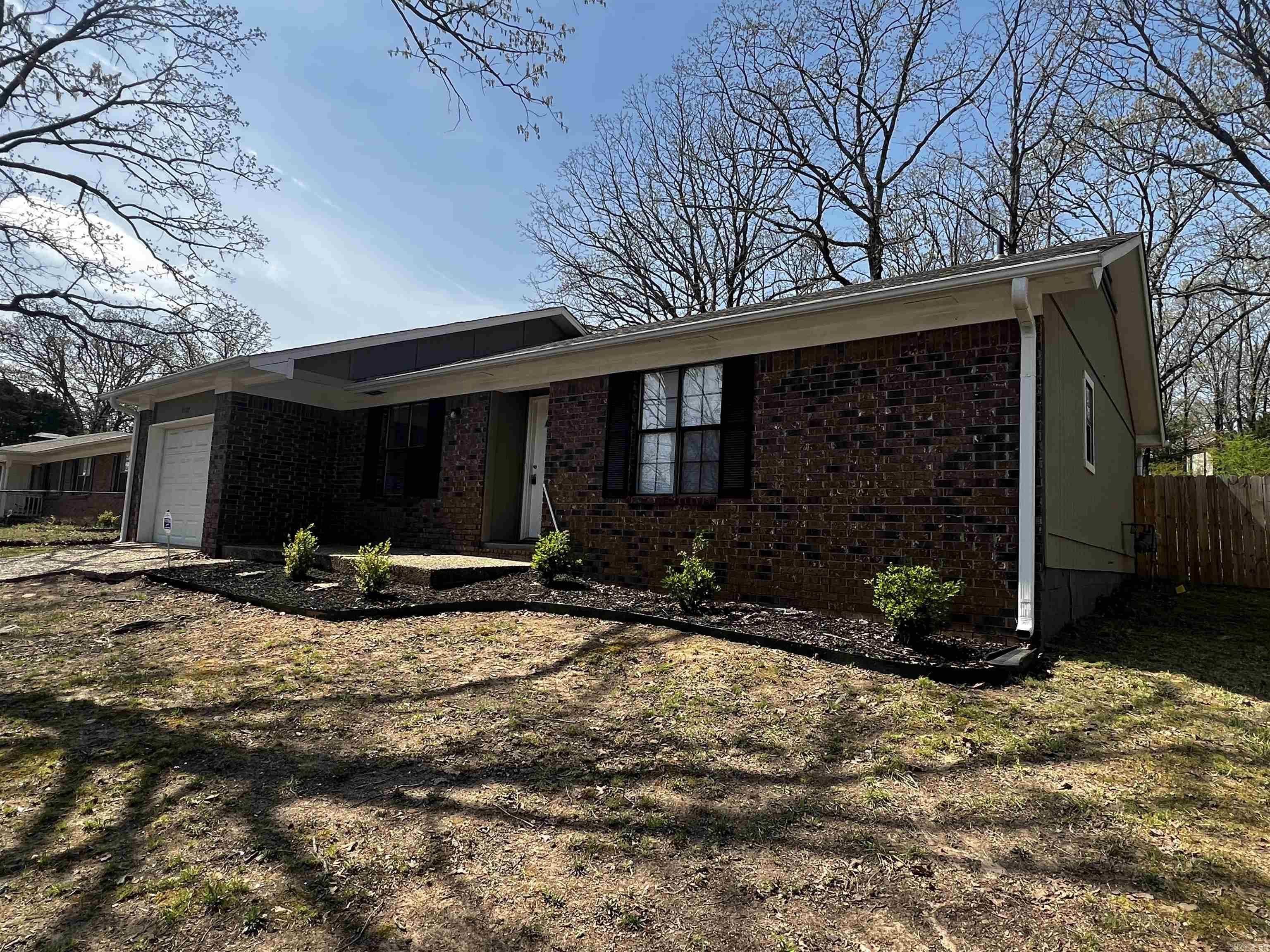 SANDALWOOD - Residential