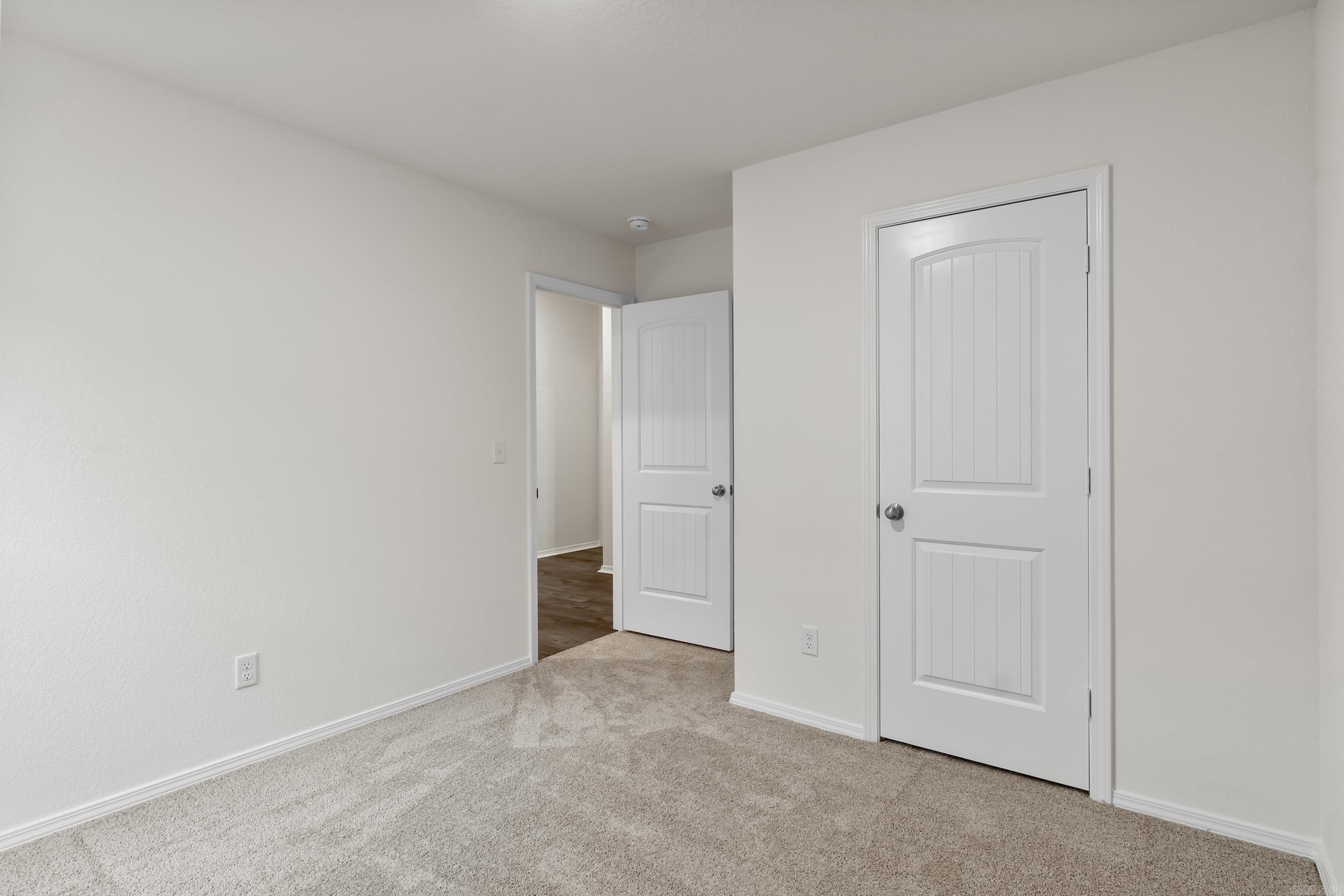 COUNTRY CLUB OF ARK THE - Residential