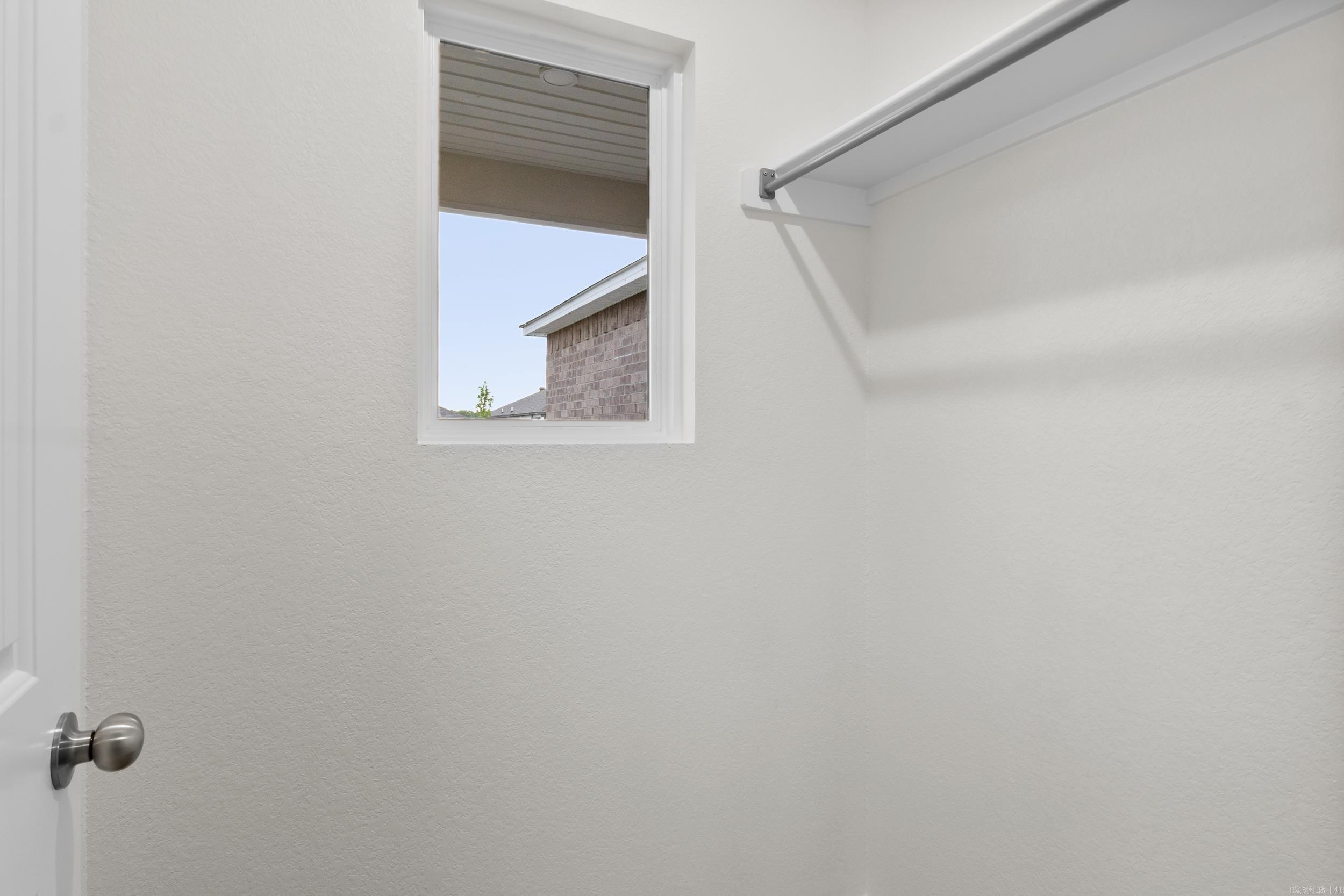 COUNTRY CLUB OF ARK THE - Residential