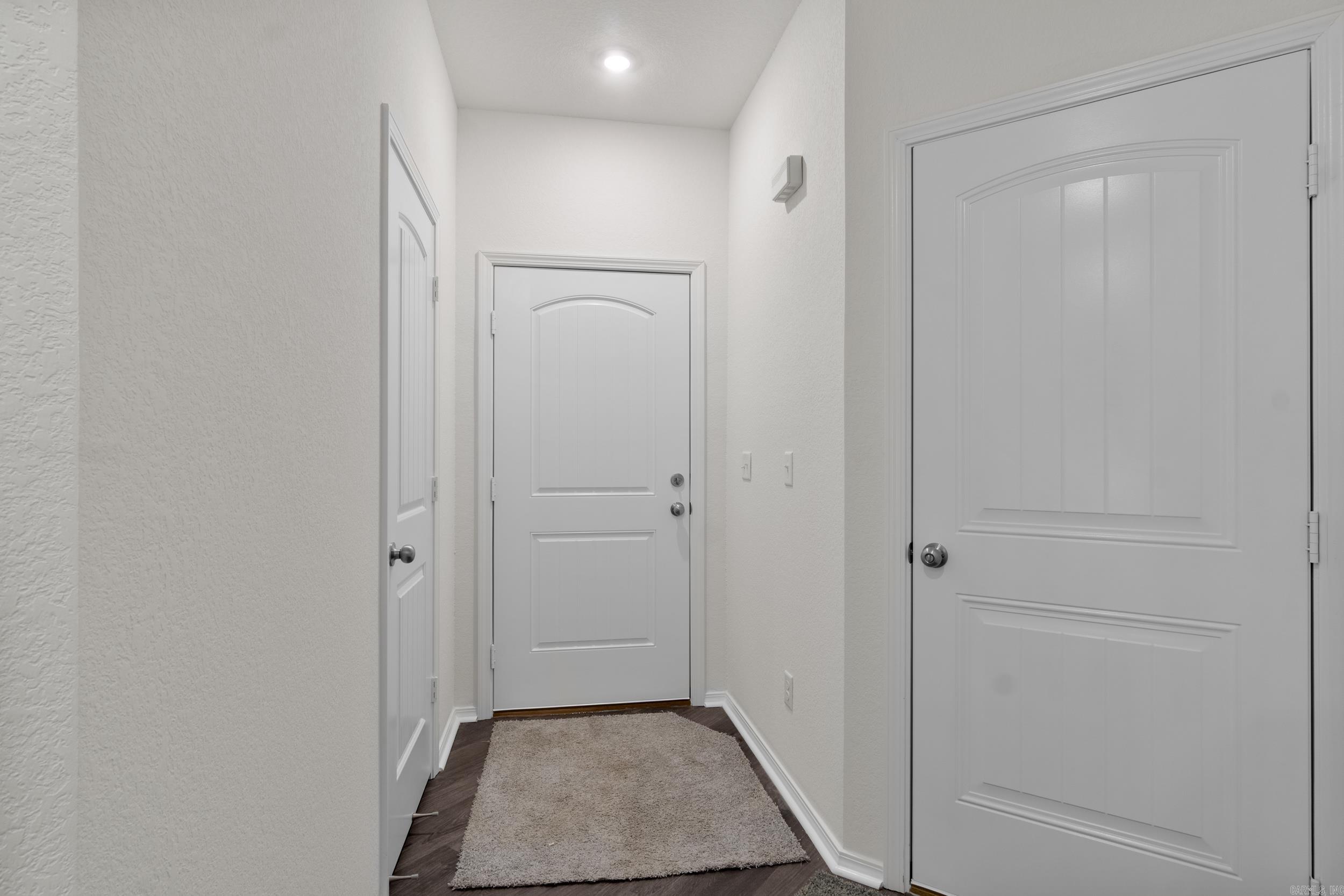 COUNTRY CLUB OF ARK THE - Residential