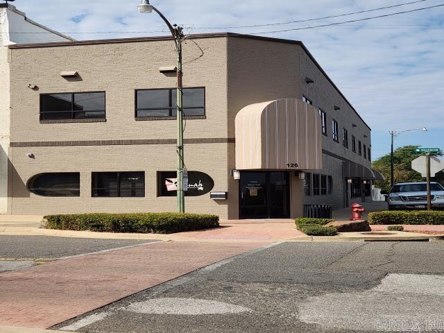 W L BRADLEY ADDN - Commercial Sale