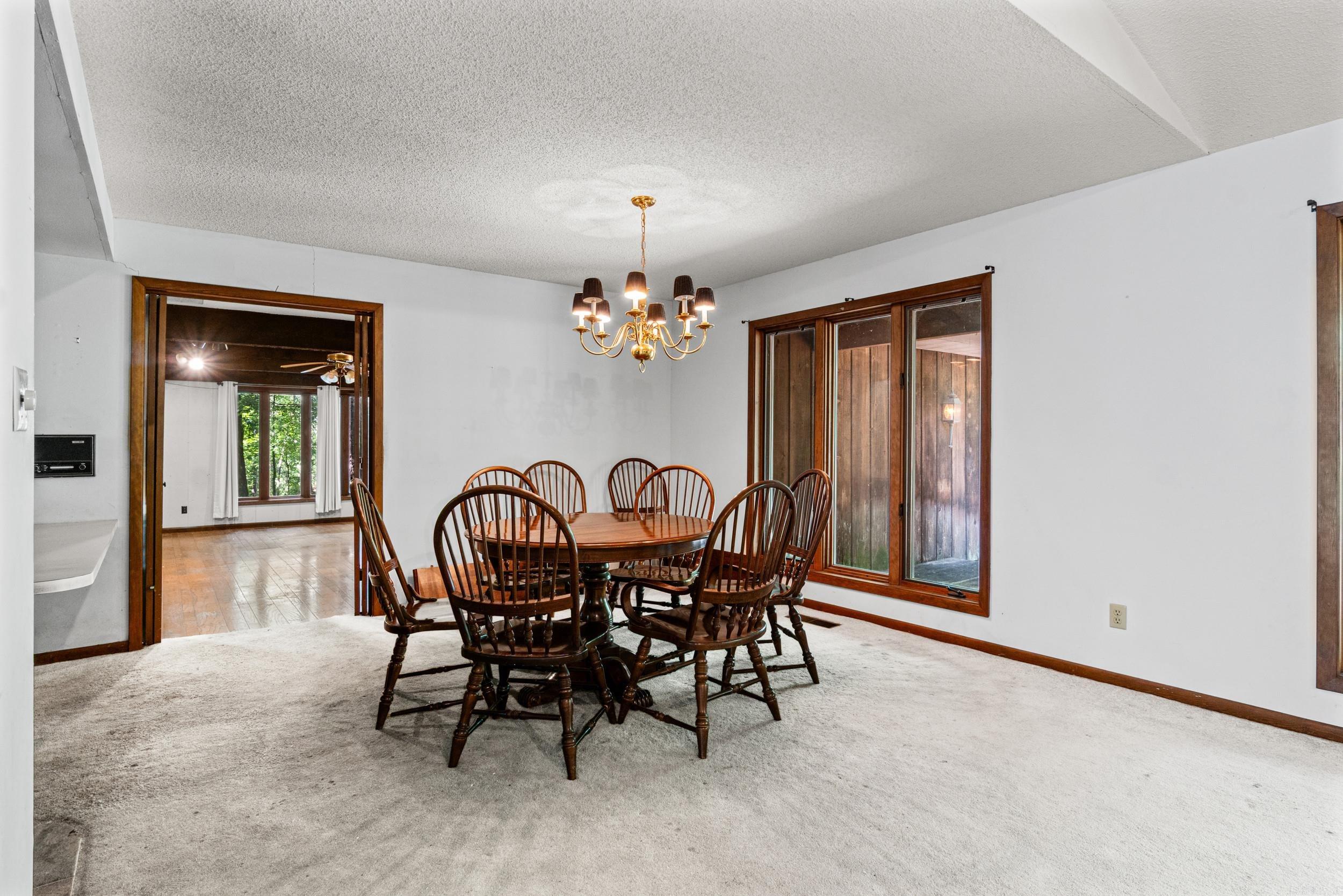 BAYWOOD - LAKE - Residential