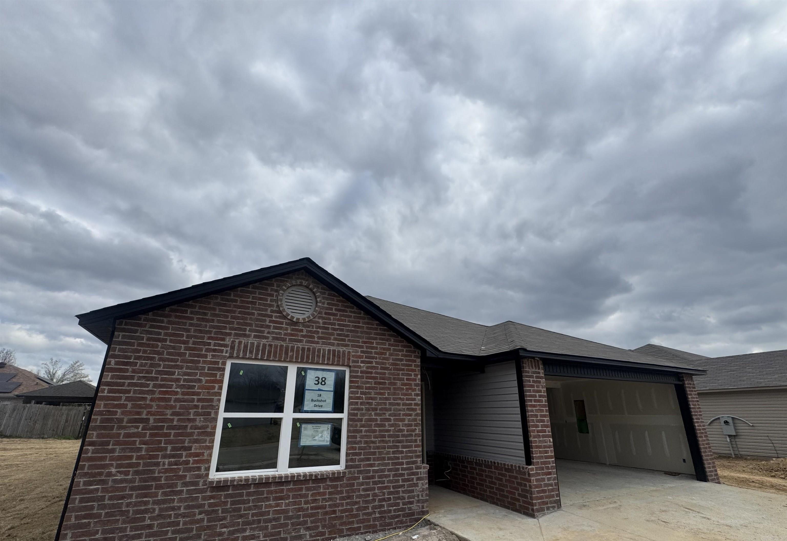 DEERFIELD ESTATES - Residential