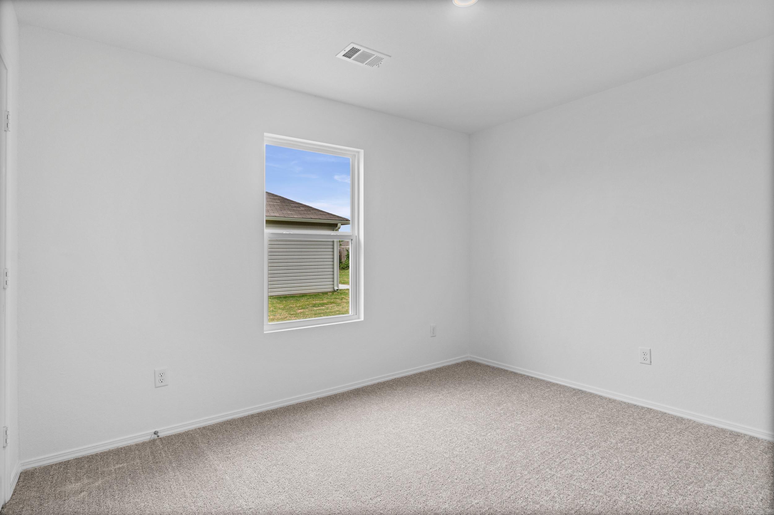 DEERFIELD ESTATES - Residential