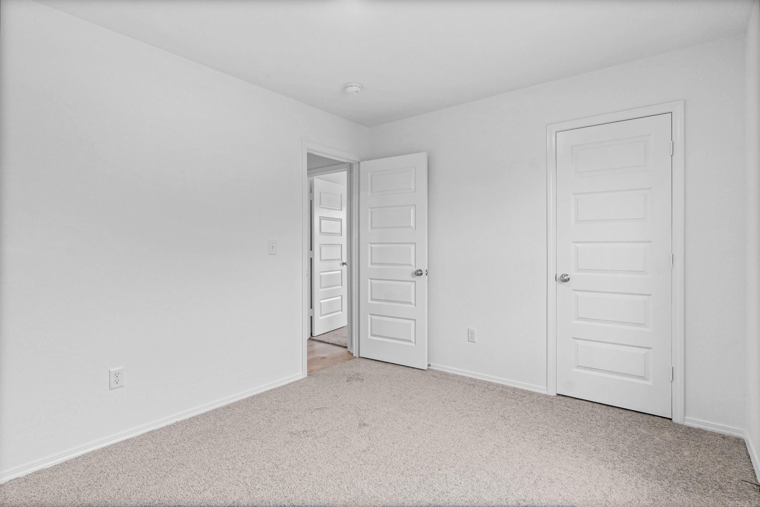 DEERFIELD ESTATES - Residential