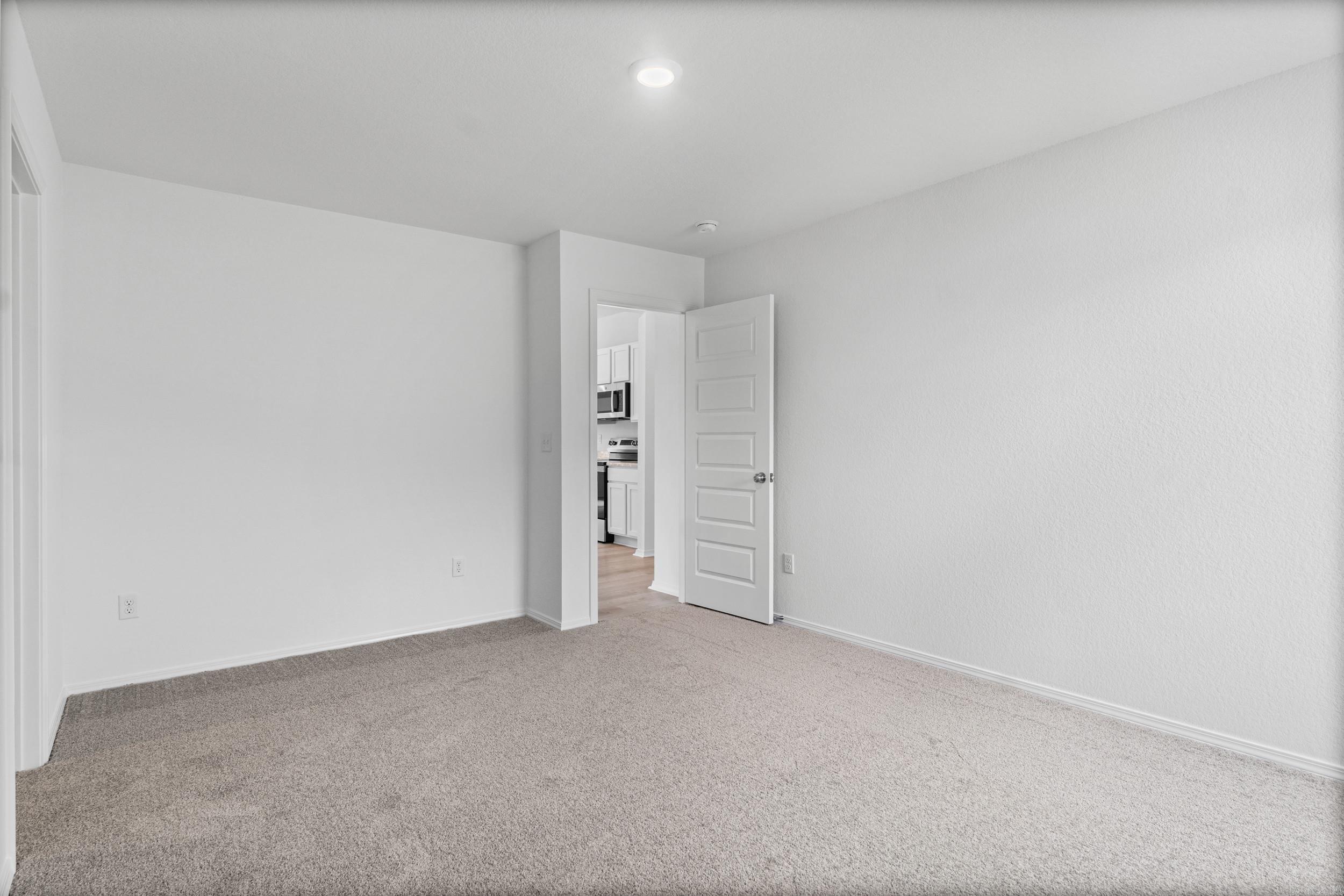 DEERFIELD ESTATES - Residential