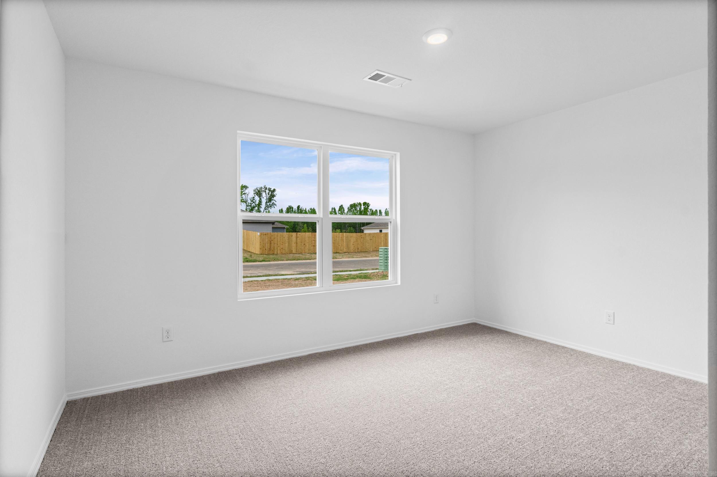 DEERFIELD ESTATES - Residential