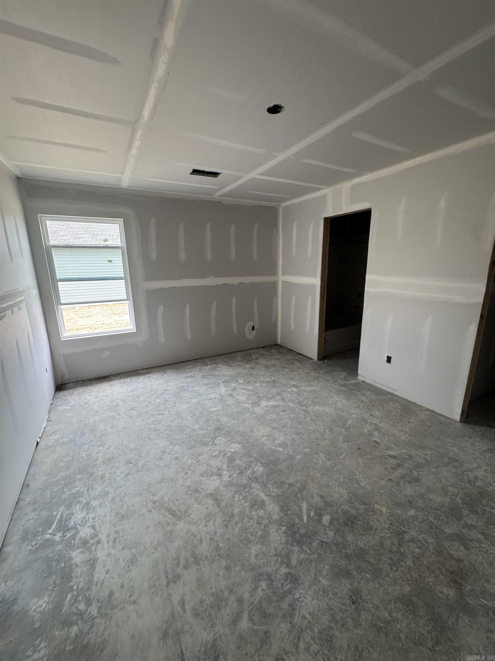 DEERFIELD ESTATES - Residential