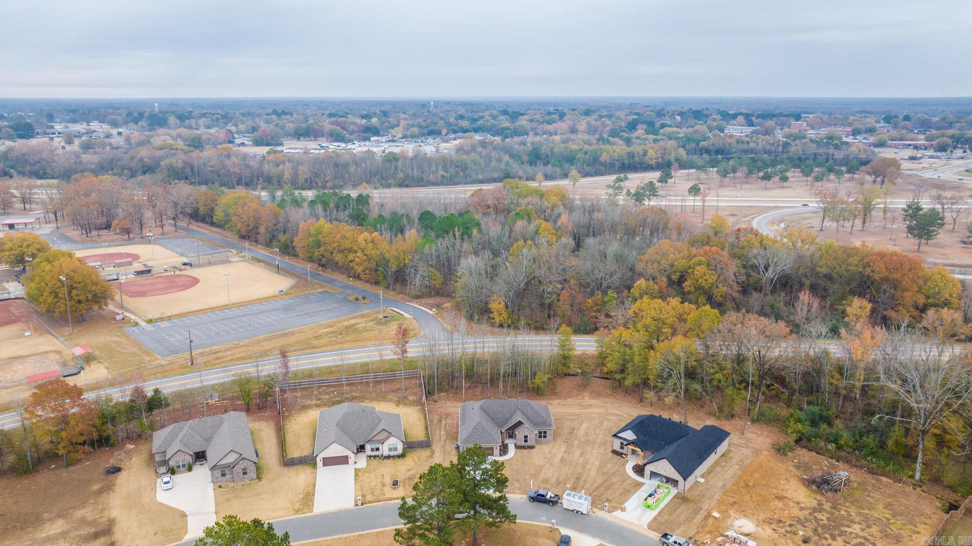 HIDDEN VALLEY ESTATES - Residential