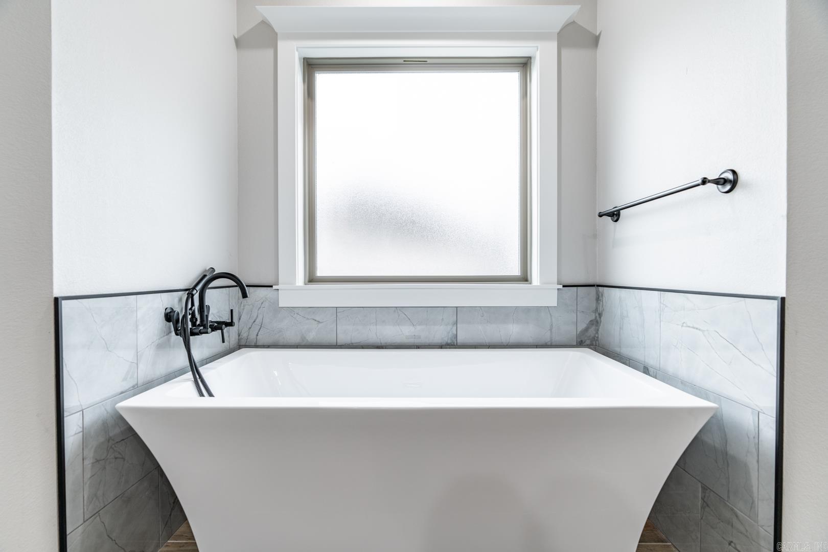 HIDDEN VALLEY ESTATES - Residential