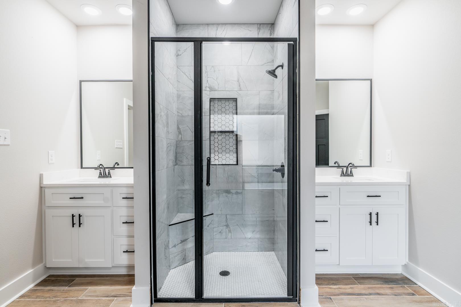 HIDDEN VALLEY ESTATES - Residential