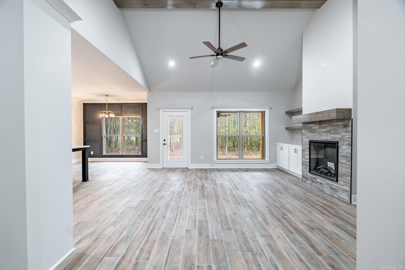 HIDDEN VALLEY ESTATES - Residential