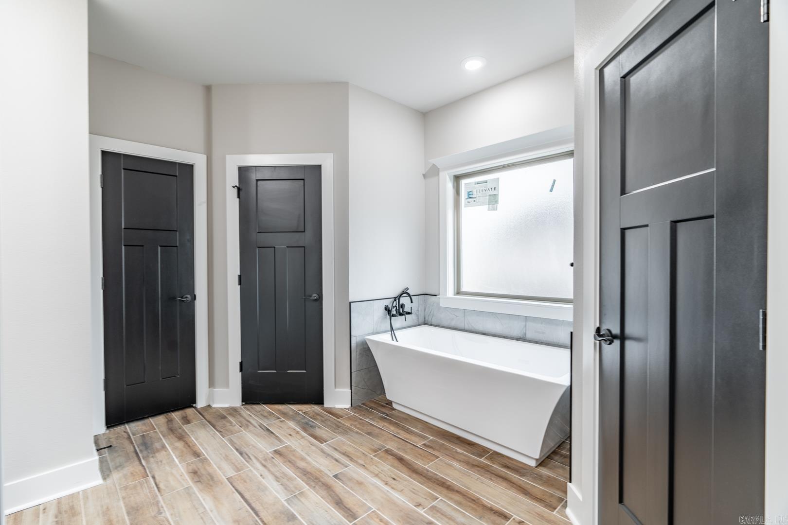 HIDDEN VALLEY ESTATES - Residential